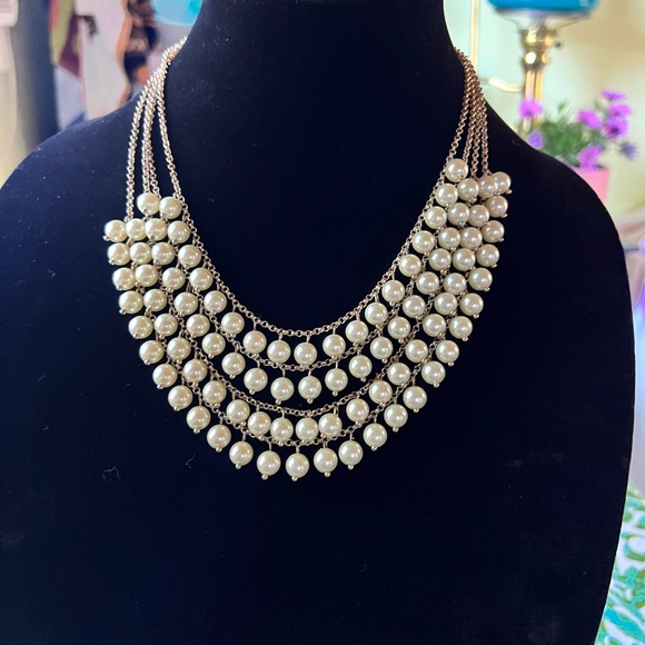 Beautiful 4-tiered pearl necklace. Costume jewelry - Picture 5 of 6